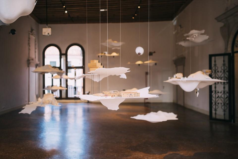 深圳做家具展廳建筑設(shè)計圖1 深圳做家具展廳建筑設(shè)計圖1