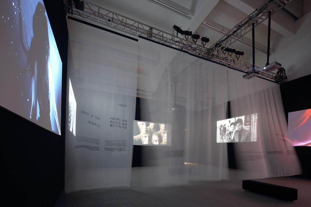 國內(nèi)展廳設(shè)計(jì)和室內(nèi)設(shè)計(jì)的區(qū)別1 國內(nèi)展廳設(shè)計(jì)和室內(nèi)設(shè)計(jì)的區(qū)別1