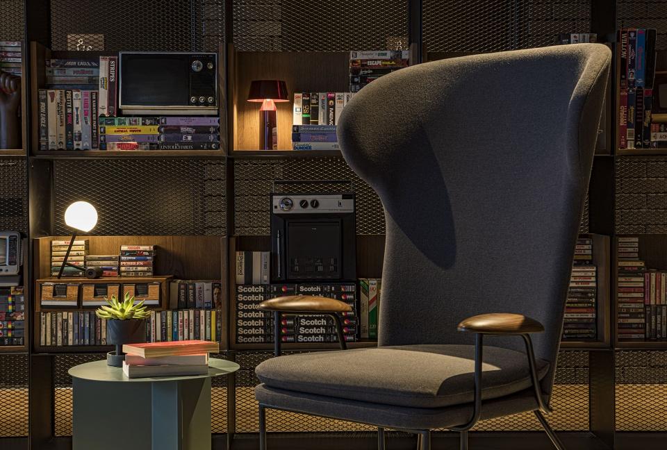 具有歷史色調(diào)展覽設(shè)計3 具有歷史色調(diào)展覽設(shè)計3