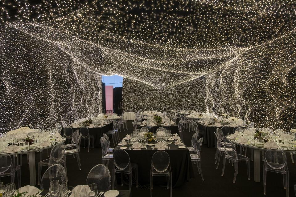 多媒體餐飲行業(yè)數(shù)字展廳系統(tǒng)設計3 多媒體餐飲行業(yè)數(shù)字展廳系統(tǒng)設計3