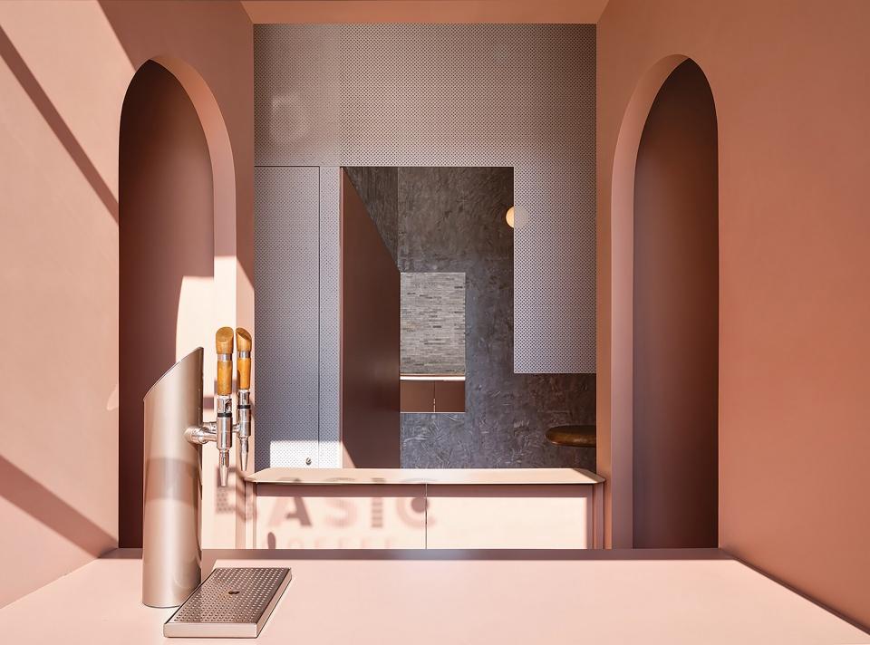 房地產(chǎn)公司展廳設(shè)計效果圖2 房地產(chǎn)公司展廳設(shè)計效果圖2