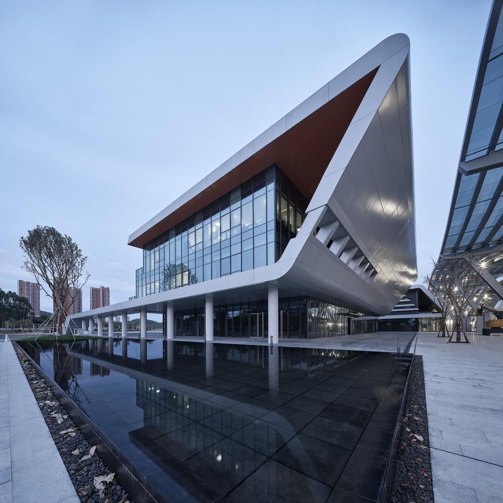 %E5%B1%95%E5%8E%85%E5%AE%A4%E5%A4%96%E5%AE%9E%E6%99%AF%EF%BC%8COutdoor_scene_of_exhibition_hall.jpg %E5%B1%95%E5%8E%85%E5%AE%A4%E5%A4%96%E5%AE%9E%E6%99%AF%EF%BC%8COutdoor_scene_of_exhibition_hall.jpg