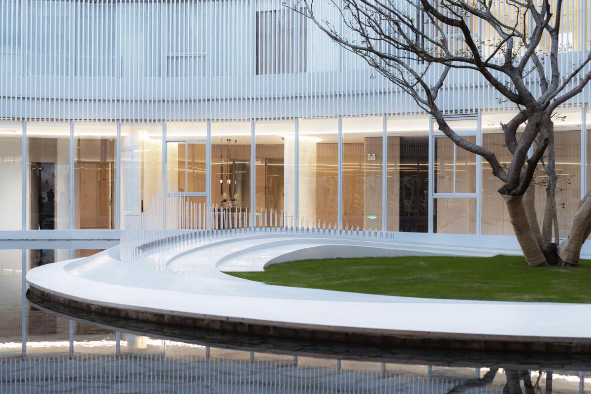 %E6%B0%B4%E9%99%A2%E9%9D%99%E6%99%AF%EF%BC%88%E7%B9%81%E7%8E%BA%EF%BC%89.jpg %E6%B0%B4%E9%99%A2%E9%9D%99%E6%99%AF%EF%BC%88%E7%B9%81%E7%8E%BA%EF%BC%89.jpg