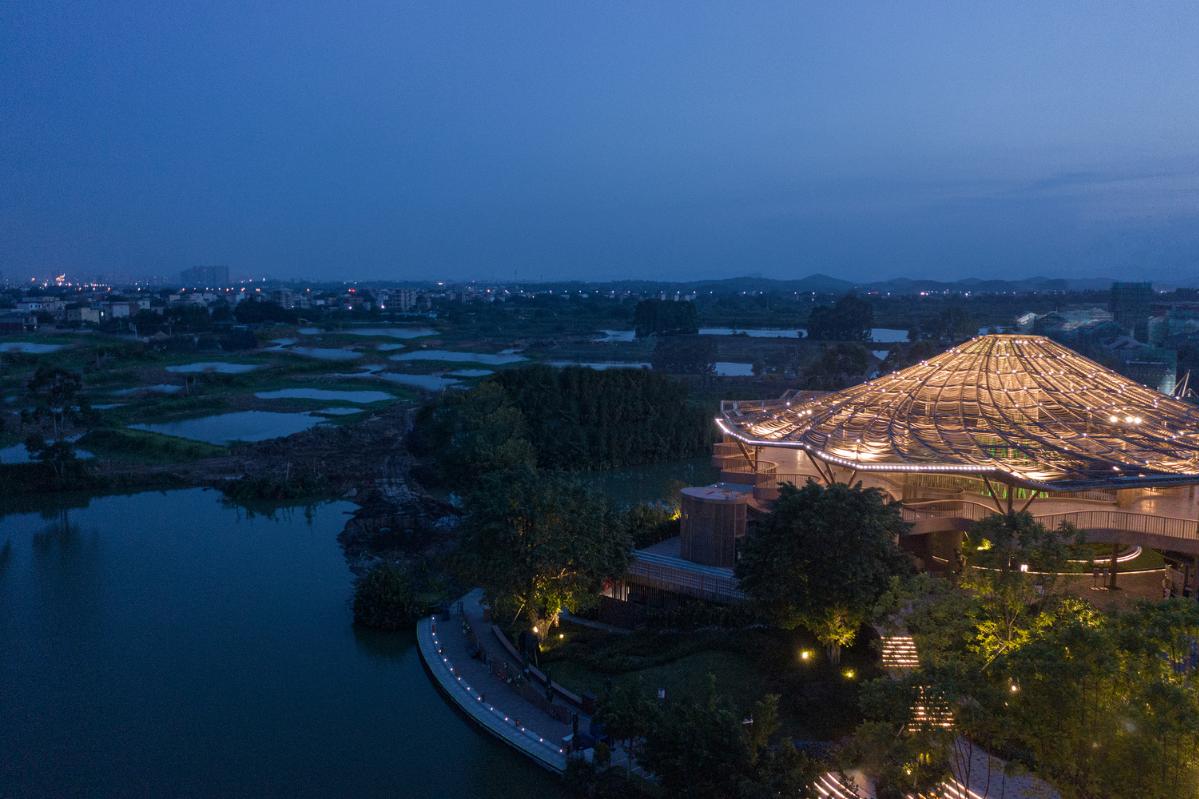 項(xiàng)目夜景圖_胡康榆.jpg 項(xiàng)目夜景圖_胡康榆.jpg