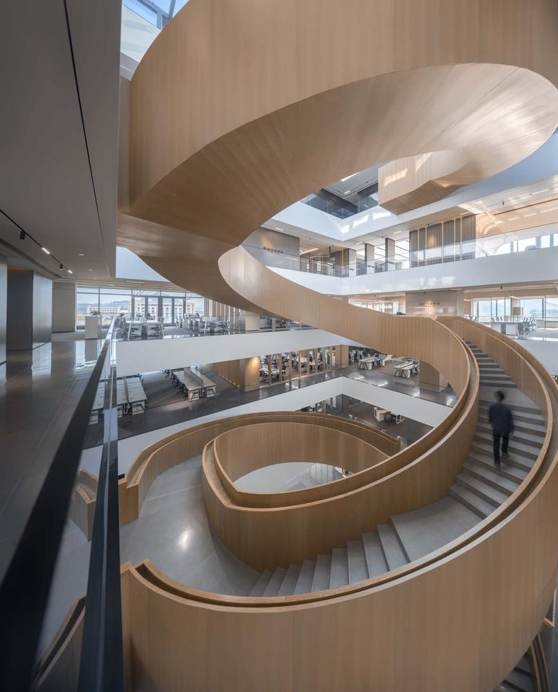 28_樓梯全視角stairs_overview?吳清山.jpg 28_樓梯全視角stairs_overview?吳清山.jpg