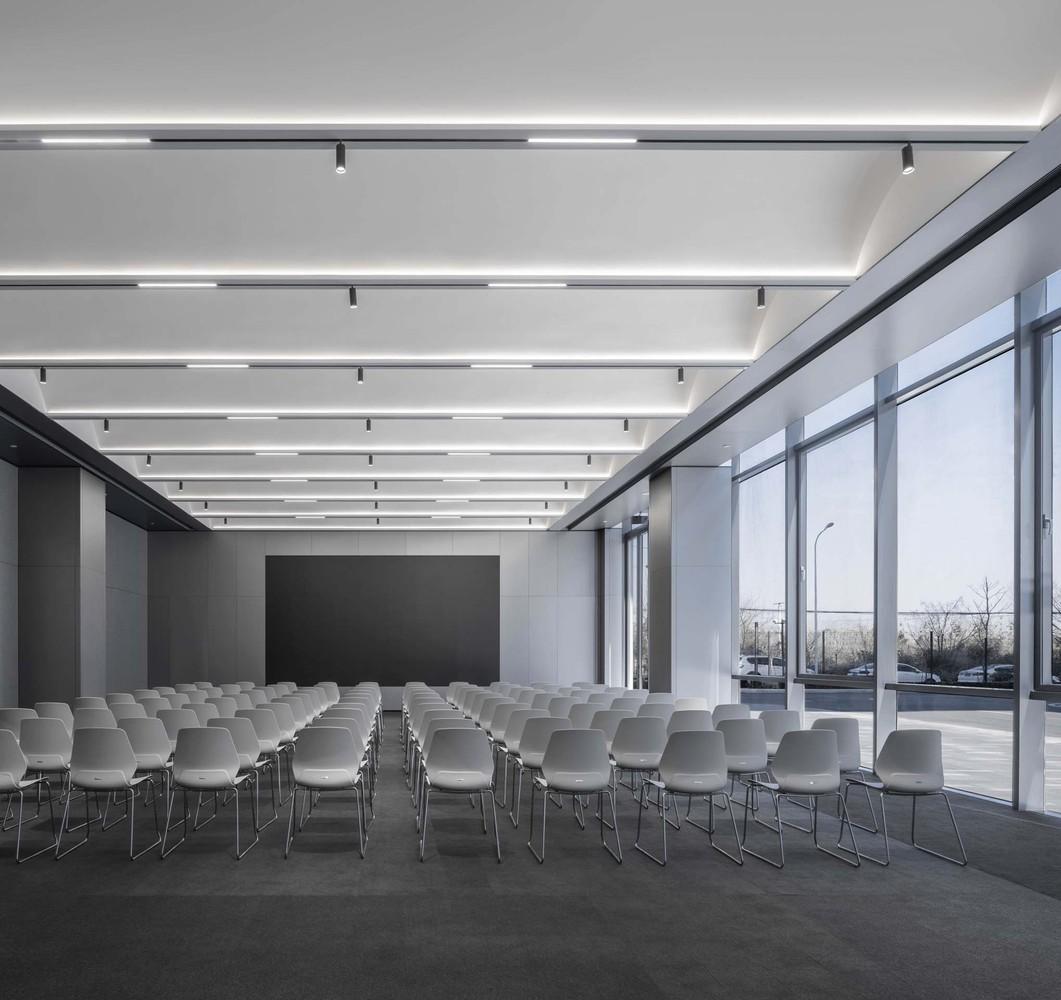 11_一層報(bào)告廳Lecture_hall_on_the_first_floor?吳清山.jpg 11_一層報(bào)告廳Lecture_hall_on_the_first_floor?吳清山.jpg